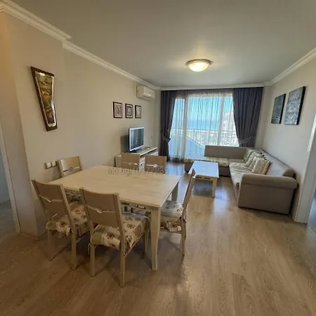 2 Bedroom In Rose Gardens With Pool & Sea View Apartman *